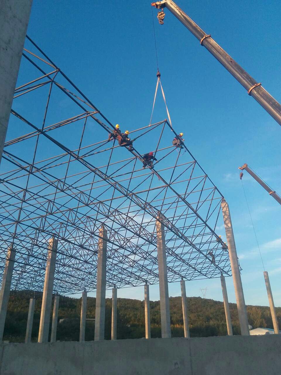 万宁汪清物流园网架